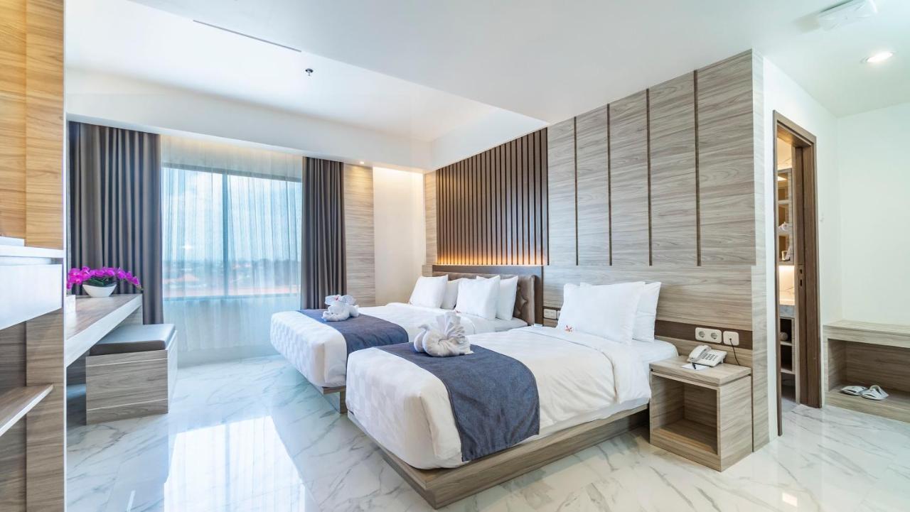 City Of Aventus Hotel - Denpasar Eksteriør billede
